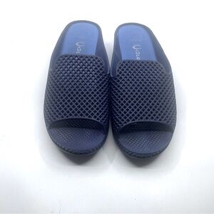 Geoffrey Campbell Vibrant Blue Platform Shoes with Textured Design